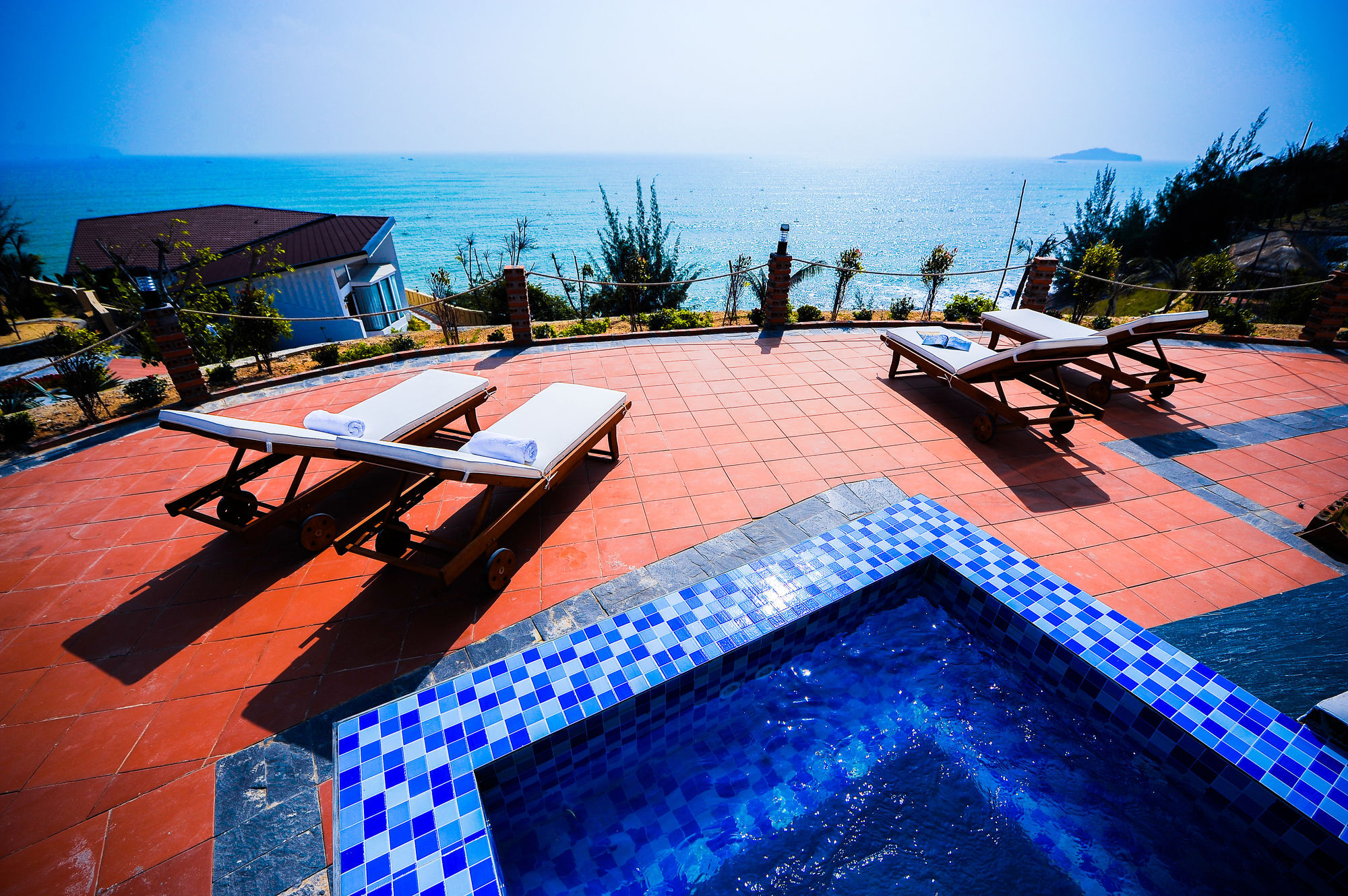 Aurora Villas And Resort Куи Нхон Екстериор снимка